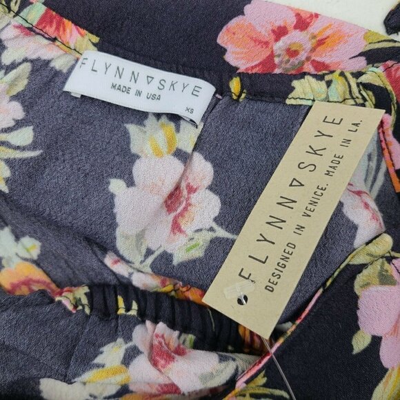 New Flynn Skye Pastel Blooms Crop Top Womens XS Shoulder Ties Floral Rayon - Picture 5 of 6